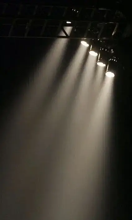 نور